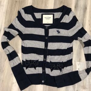 Abercrombie & Fitch button up cardigan